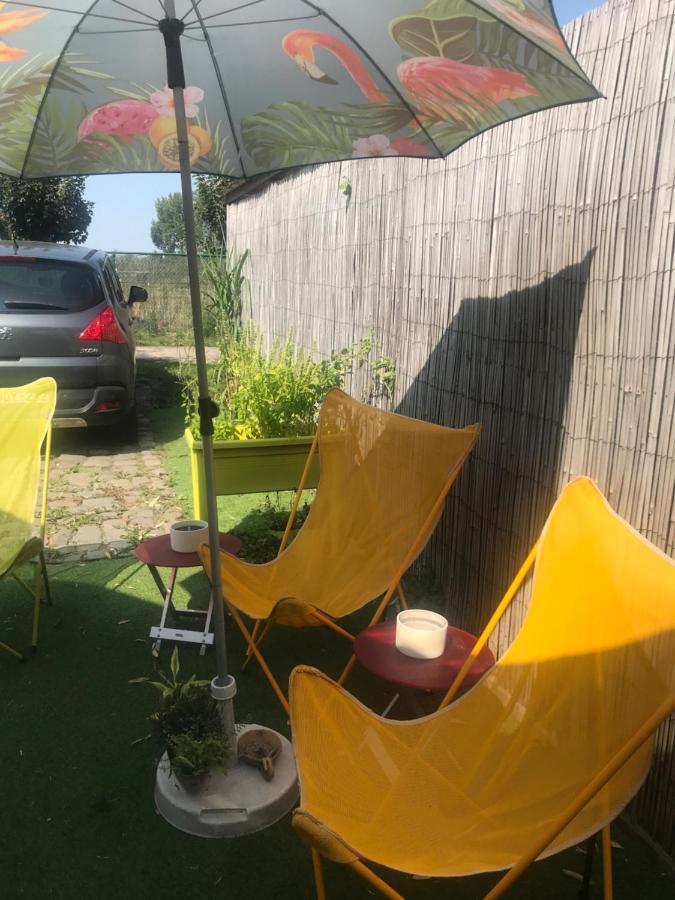 Gardencaravan Near Ghent In Green Area Exterior photo